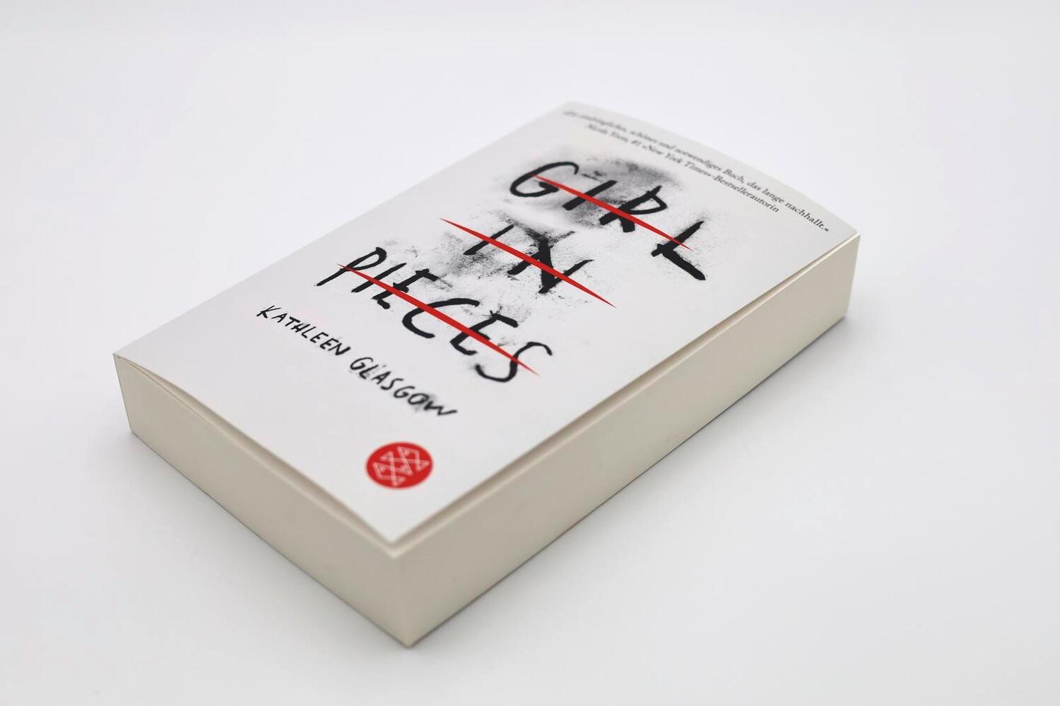 Bild: 9783733504168 | Girl in Pieces | TikTok made me buy it! Deutsche Ausgabe | Glasgow