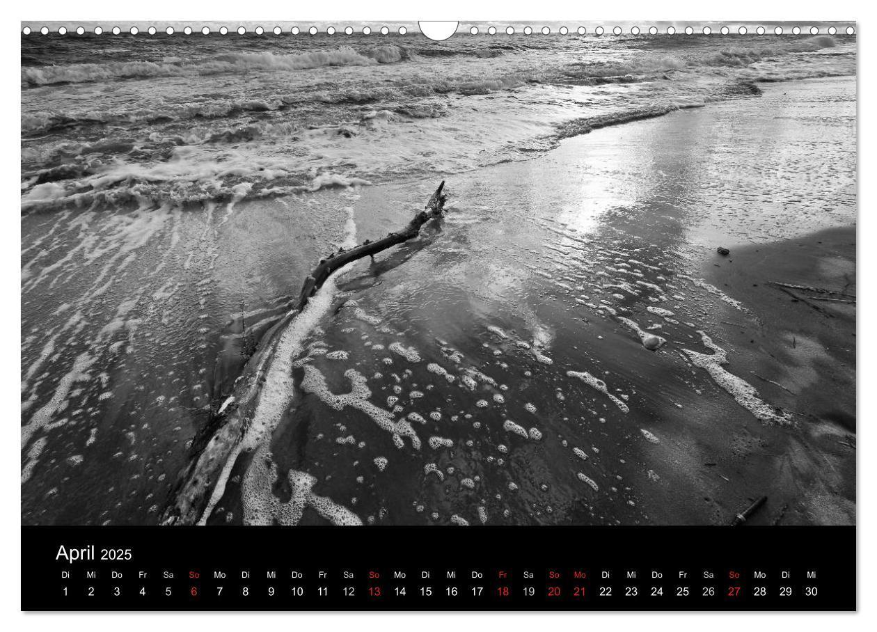 Bild: 9783435641307 | Strandspaziergang an der Ostsee (Wandkalender 2025 DIN A3 quer),...