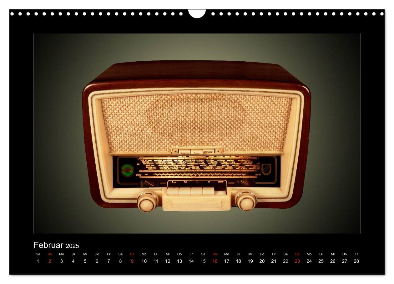 Bild: 9783435765959 | Dampfradios - Antike Radios mit Patina (Wandkalender 2025 DIN A3...