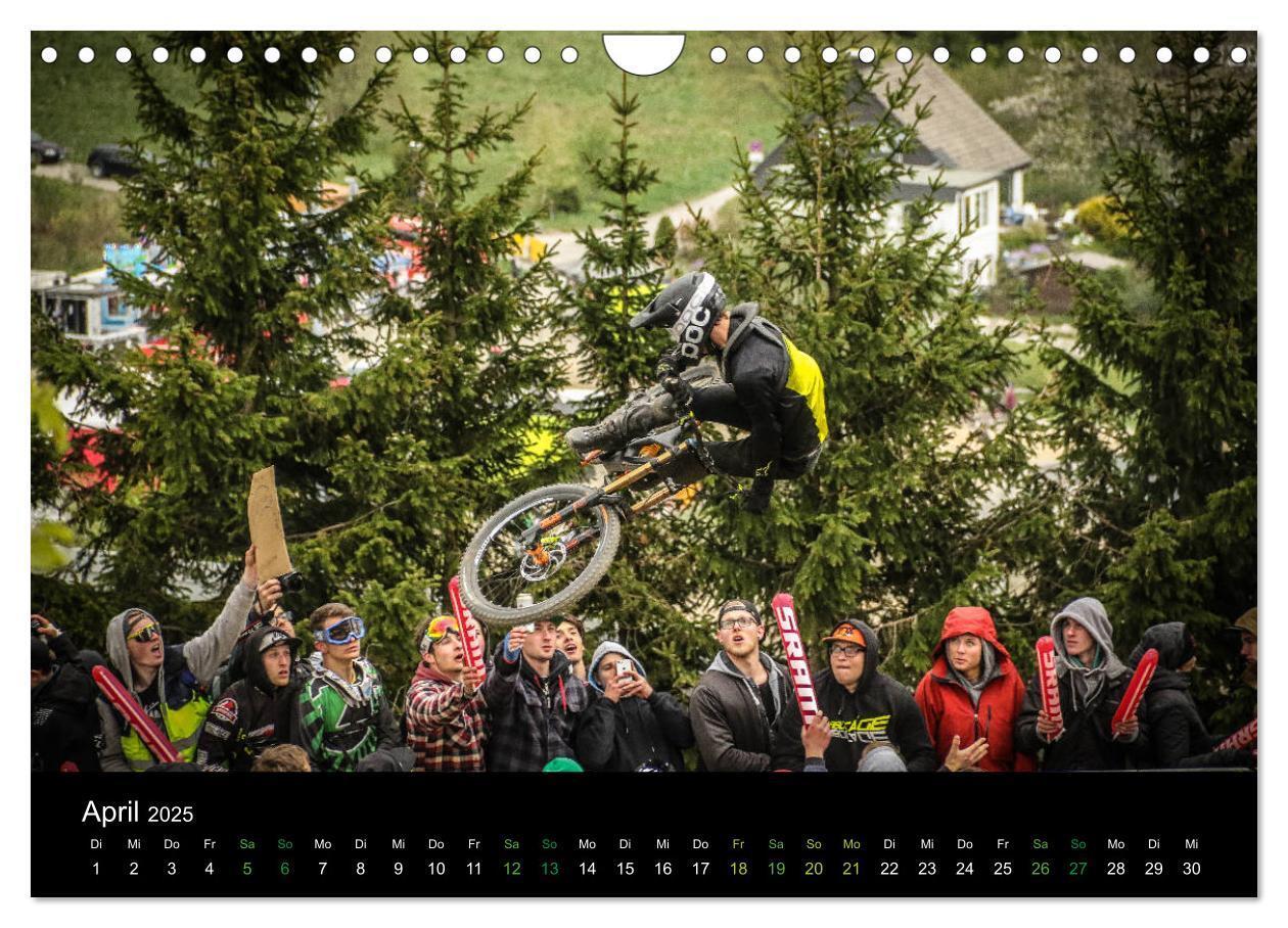 Bild: 9783435433124 | Downhill Racing 2025 (Wandkalender 2025 DIN A4 quer), CALVENDO...