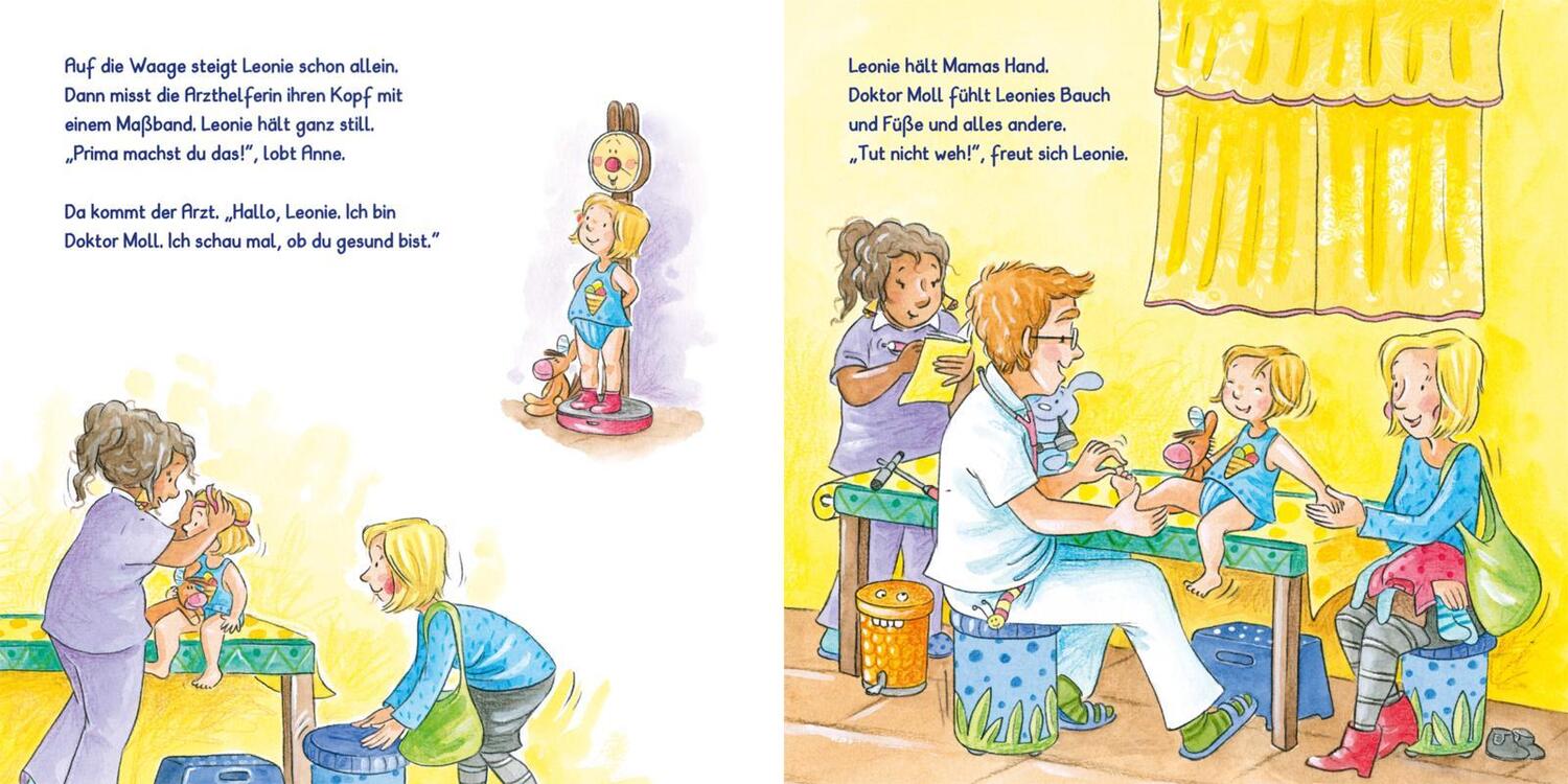 Bild: 9783551170378 | Leonie beim Kinderarzt | Pappbilderbuch mit Klappen | Sandra Grimm