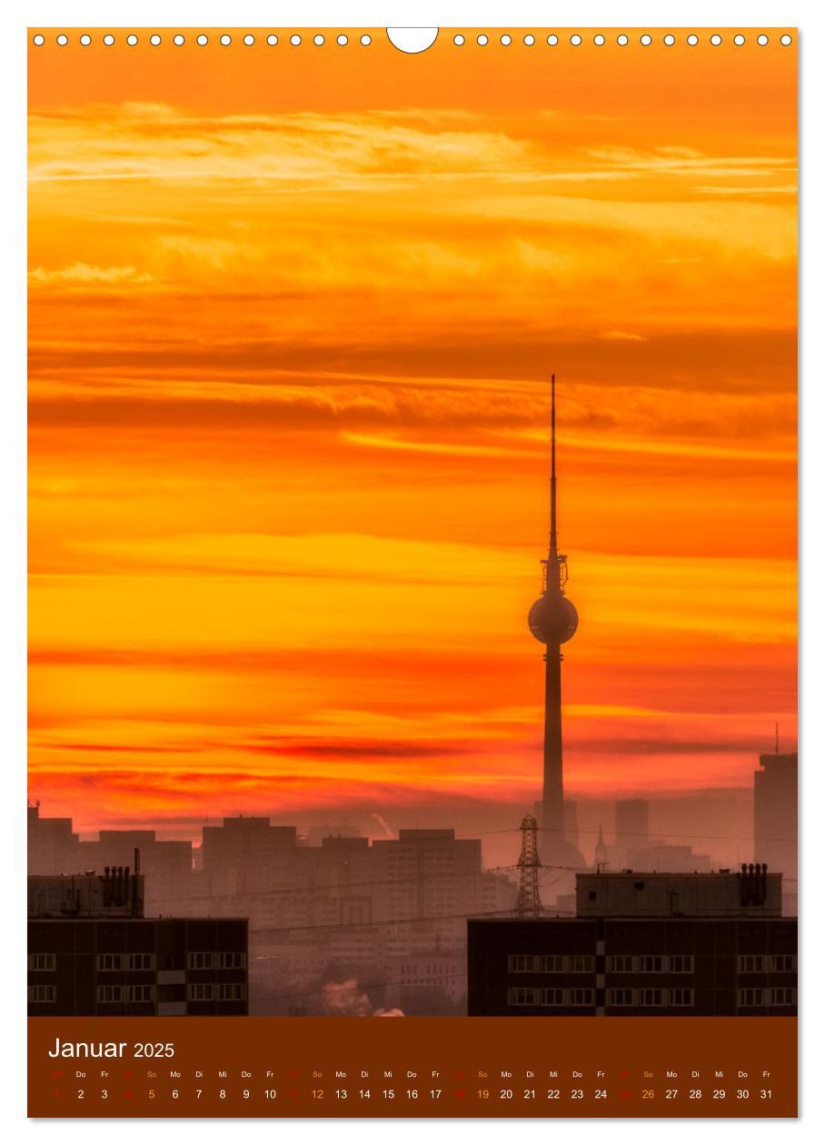 Bild: 9783435909766 | Berliner Fernsehturm - Magische Momente (Wandkalender 2025 DIN A3...