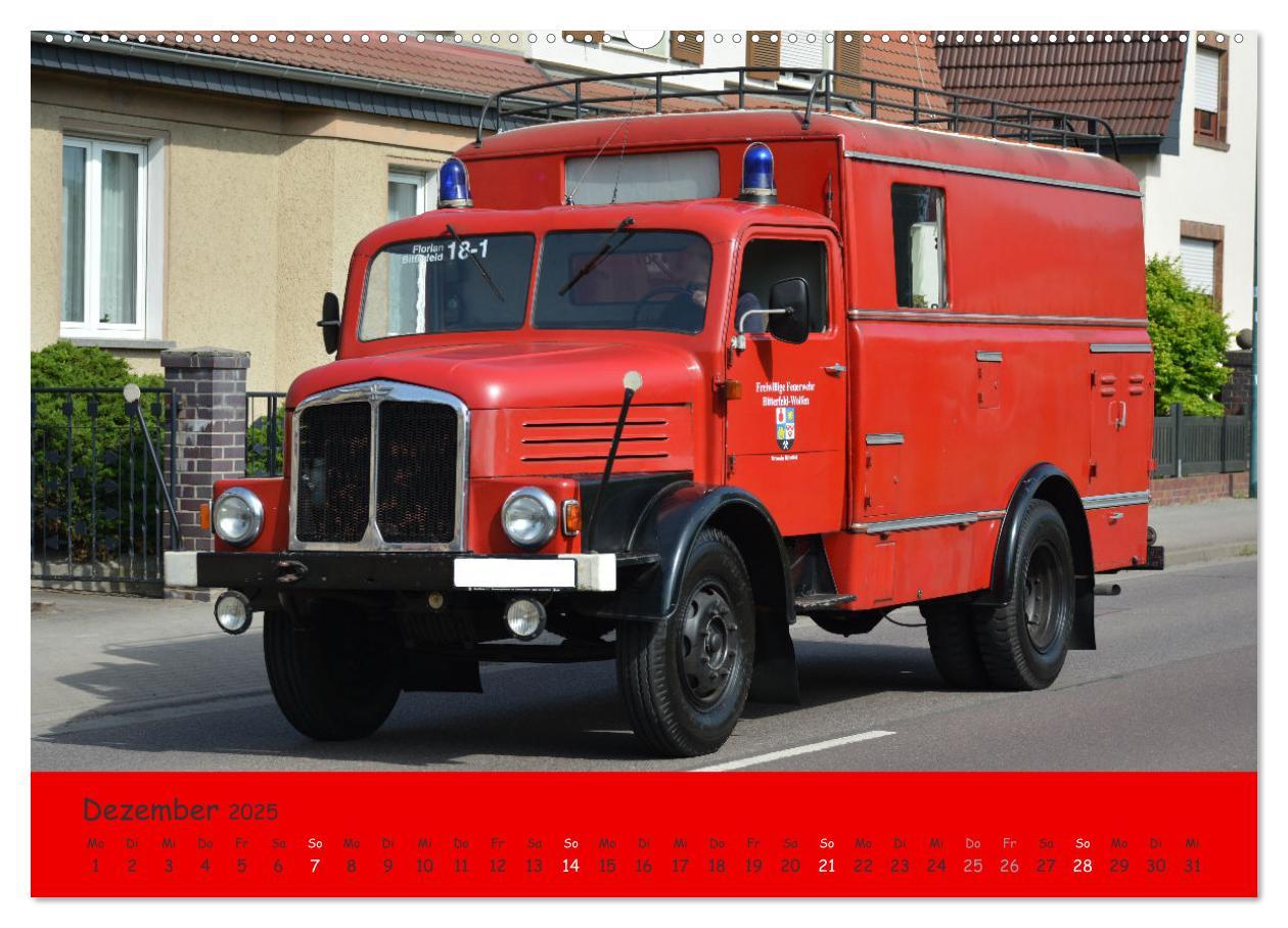 Bild: 9783457186701 | DDR Feuerwehr Klassiker (Wandkalender 2025 DIN A2 quer), CALVENDO...