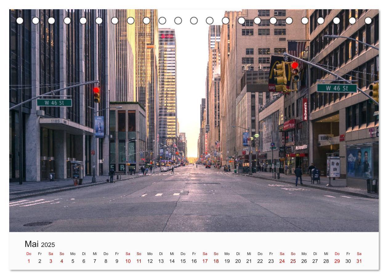 Bild: 9783435274055 | Traumstadt New York (Tischkalender 2025 DIN A5 quer), CALVENDO...