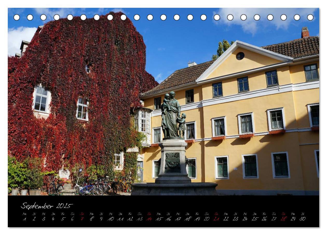 Bild: 9783435833382 | Weimar (Tischkalender 2025 DIN A5 quer), CALVENDO Monatskalender