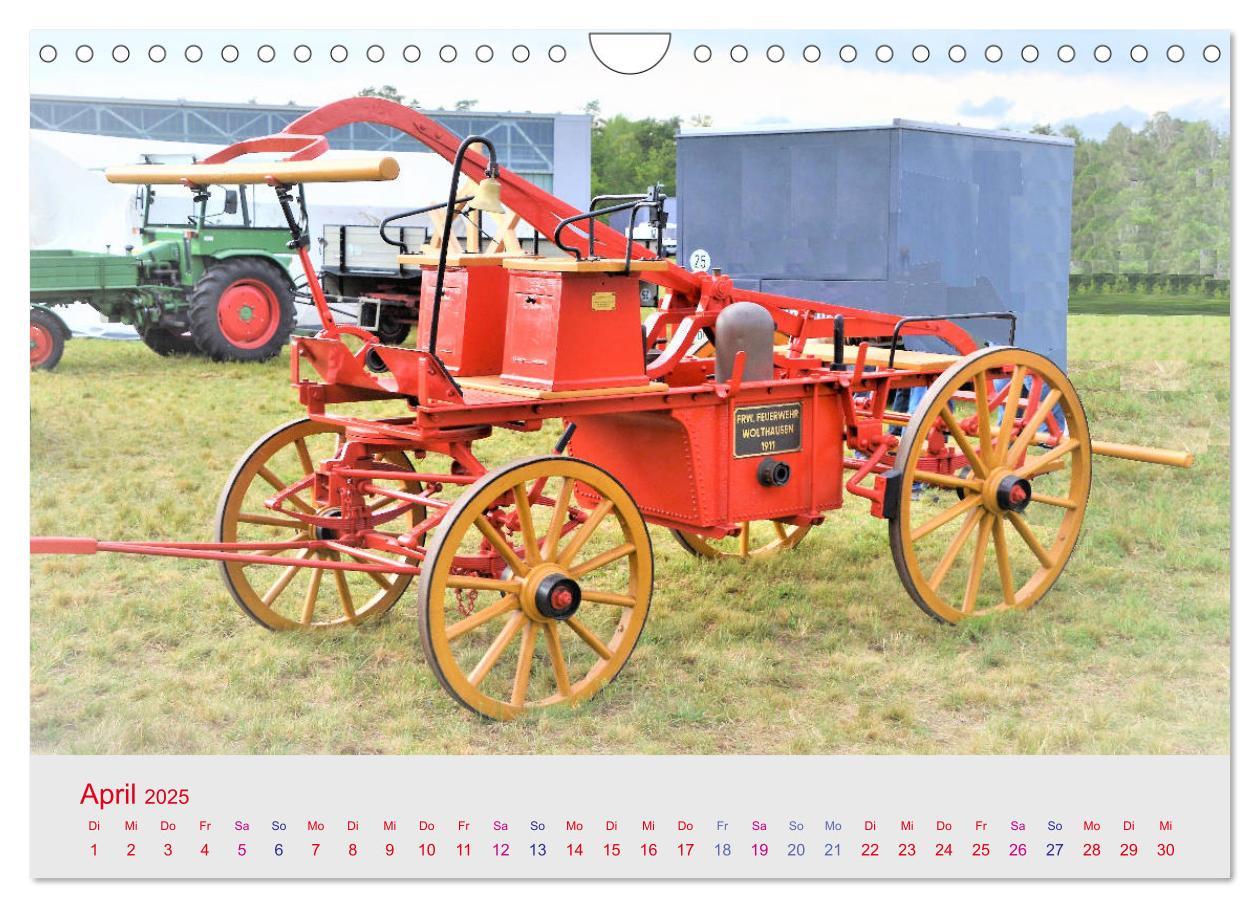 Bild: 9783435213535 | Oldtimer-FEUERWEHR (Wandkalender 2025 DIN A4 quer), CALVENDO...