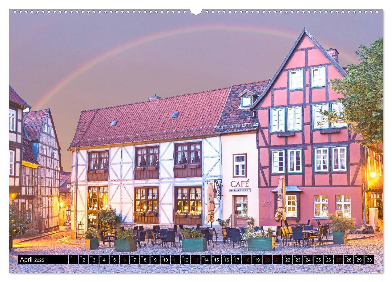 Bild: 9783435215164 | QUEDLINBURG FÜR NACHTSCHWÄRMER (Wandkalender 2025 DIN A2 quer),...