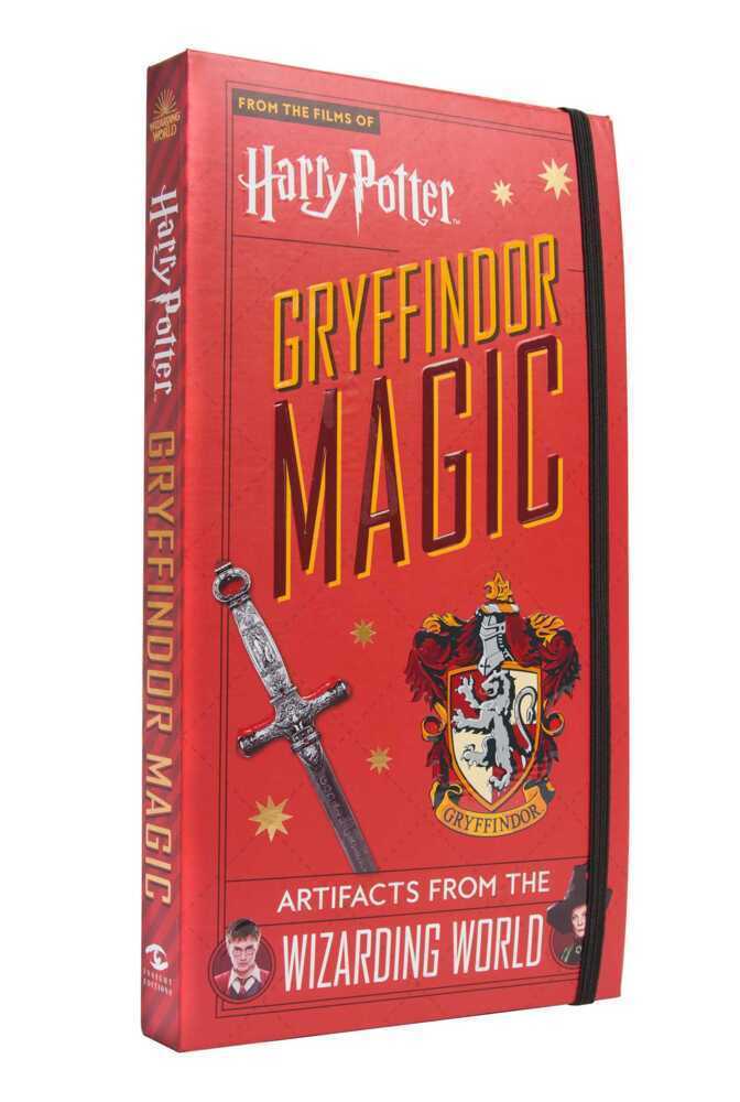 Cover: 9781647221928 | Harry Potter: Gryffindor Magic | Artifacts from the Wizarding World