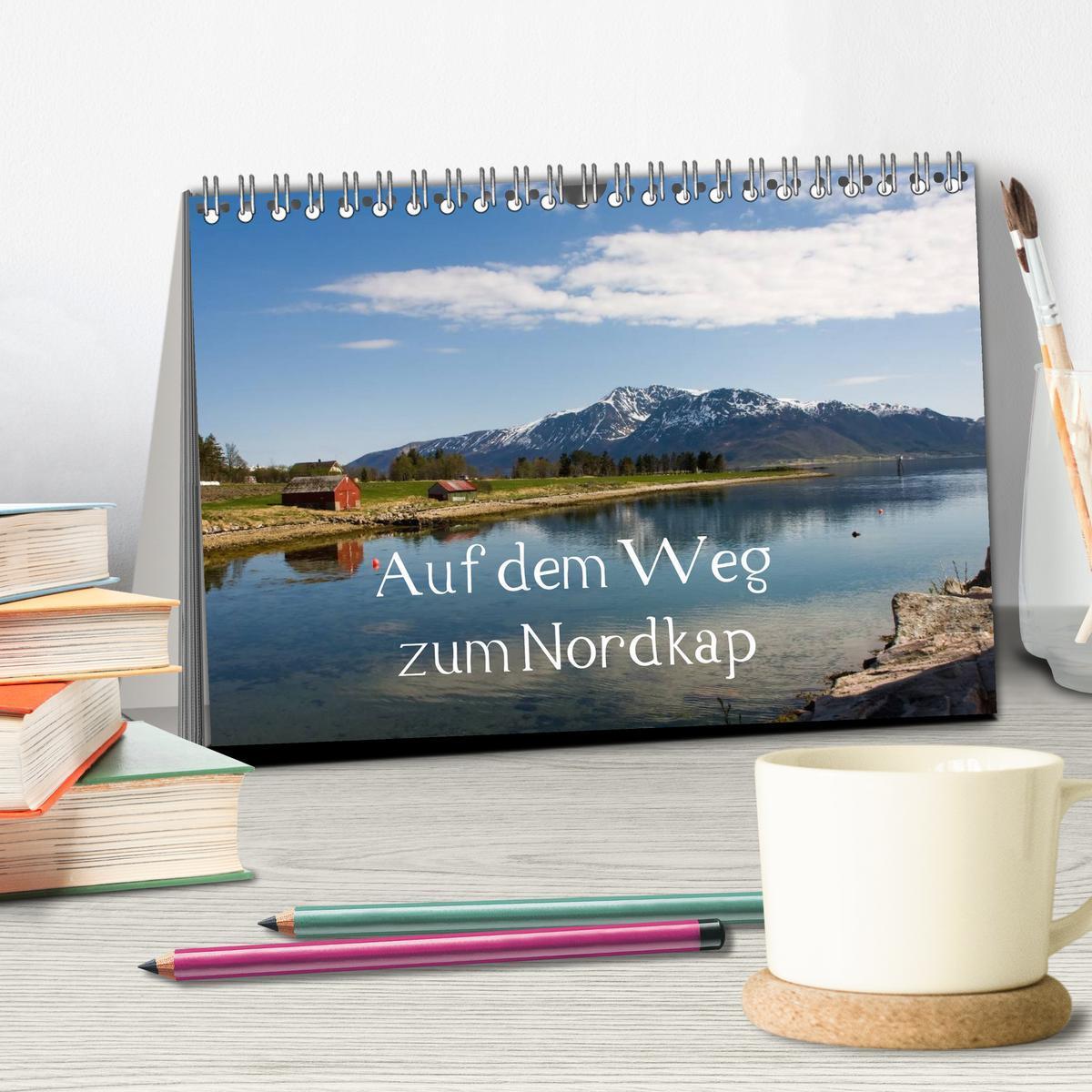 Bild: 9783435789023 | Auf dem Weg zum Nordkap (Tischkalender 2025 DIN A5 quer), CALVENDO...