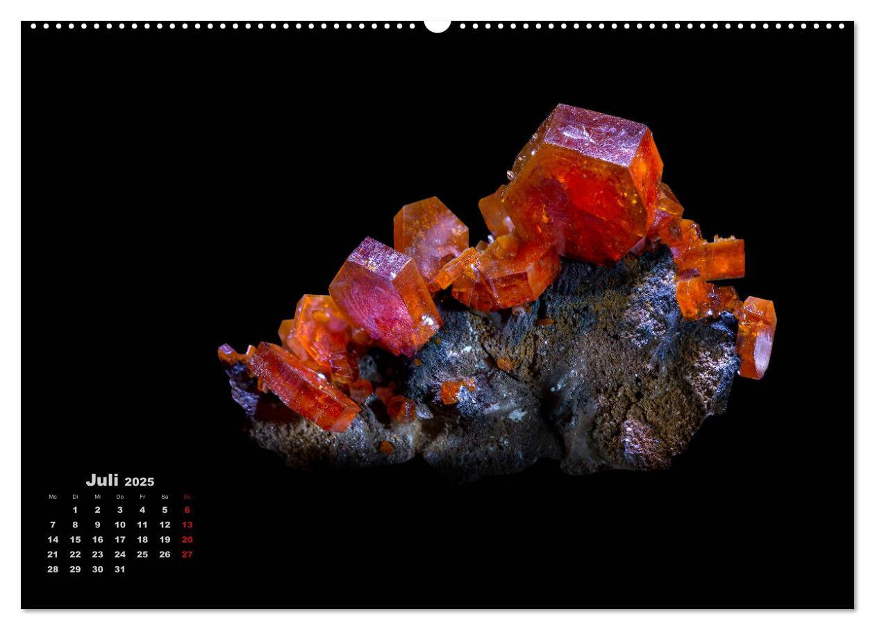 Bild: 9783435393114 | MINERALIEN designed by nature (Wandkalender 2025 DIN A2 quer),...