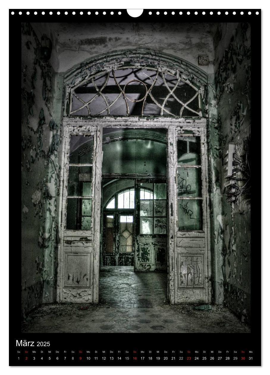 Bild: 9783457082621 | Lost Places Vergessene Orte (Wandkalender 2025 DIN A3 hoch),...