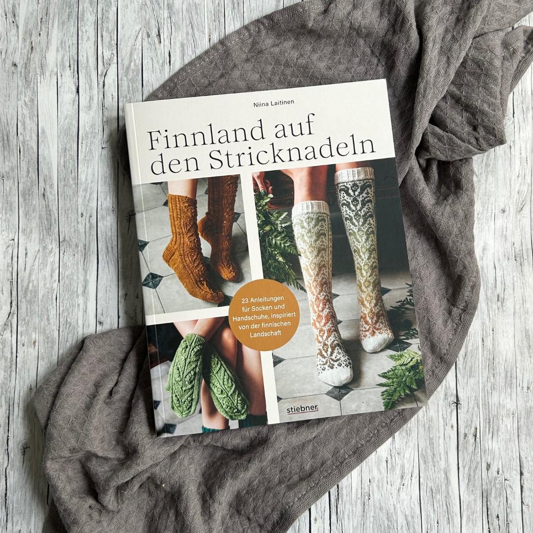 Bild: 9783830721628 | Finnland auf den Stricknadeln | Nina Laitinen | Taschenbuch | 160 S.