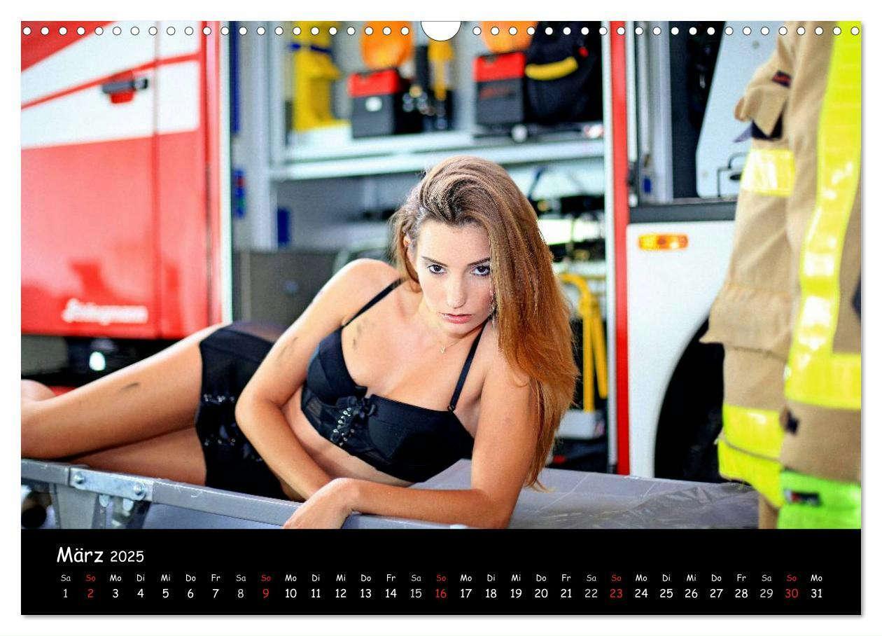 Bild: 9783435787258 | Feuerwehrkalender II ¿ Erotische Fotografien von Thomas Siepmann...