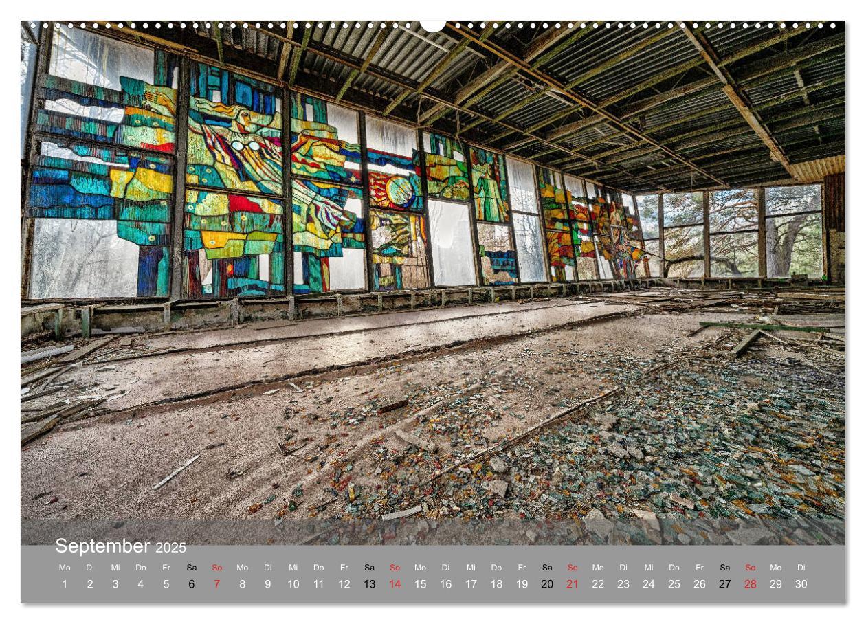 Bild: 9783435168026 | Tschernobyl - In der Sperrzone (Wandkalender 2025 DIN A2 quer),...