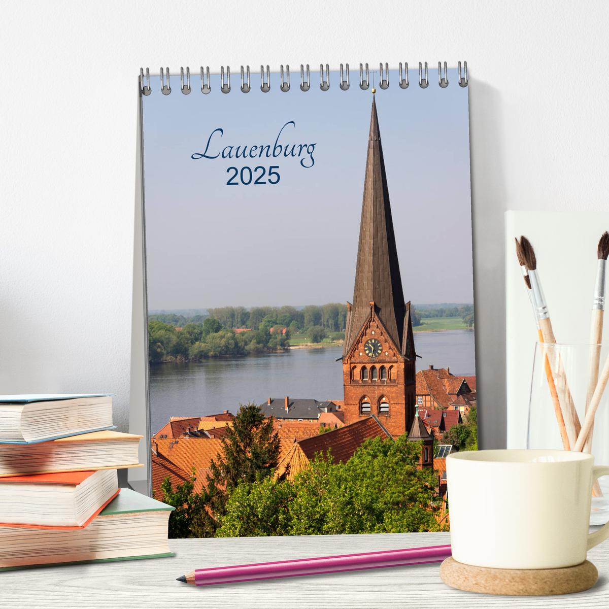 Bild: 9783435981892 | Lauenburg 2025 (Tischkalender 2025 DIN A5 hoch), CALVENDO...