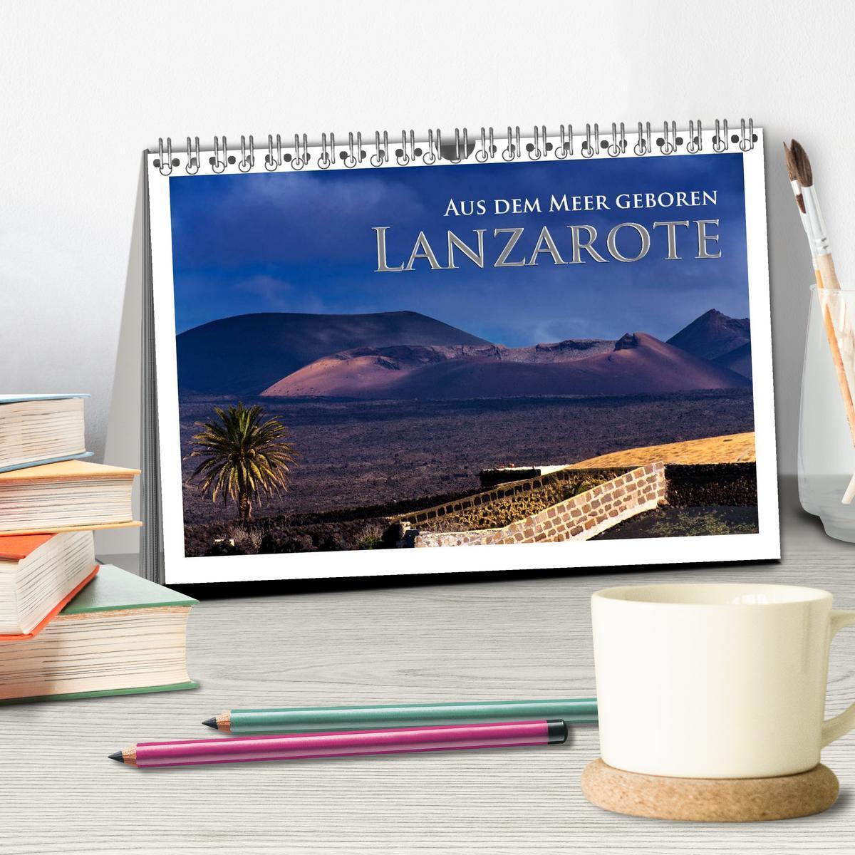 Bild: 9783435707560 | Aus dem Meer geboren - Lanzarote (Tischkalender 2025 DIN A5 quer),...