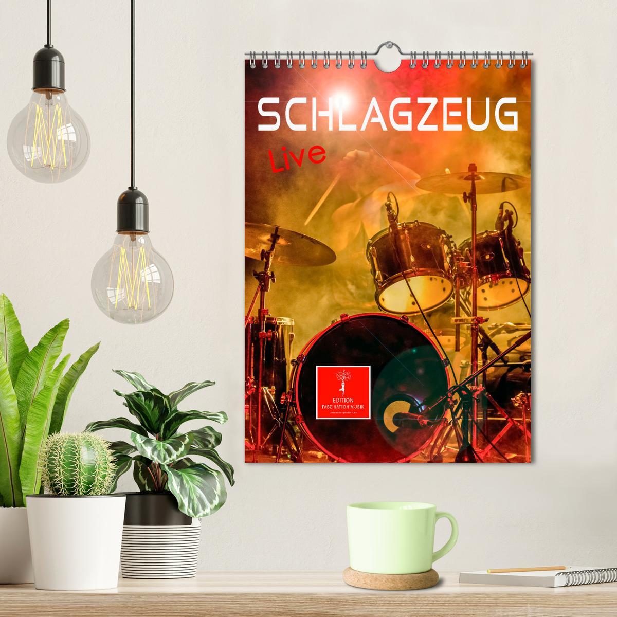 Bild: 9783435910557 | Schlagzeug live (Wandkalender 2025 DIN A4 hoch), CALVENDO...