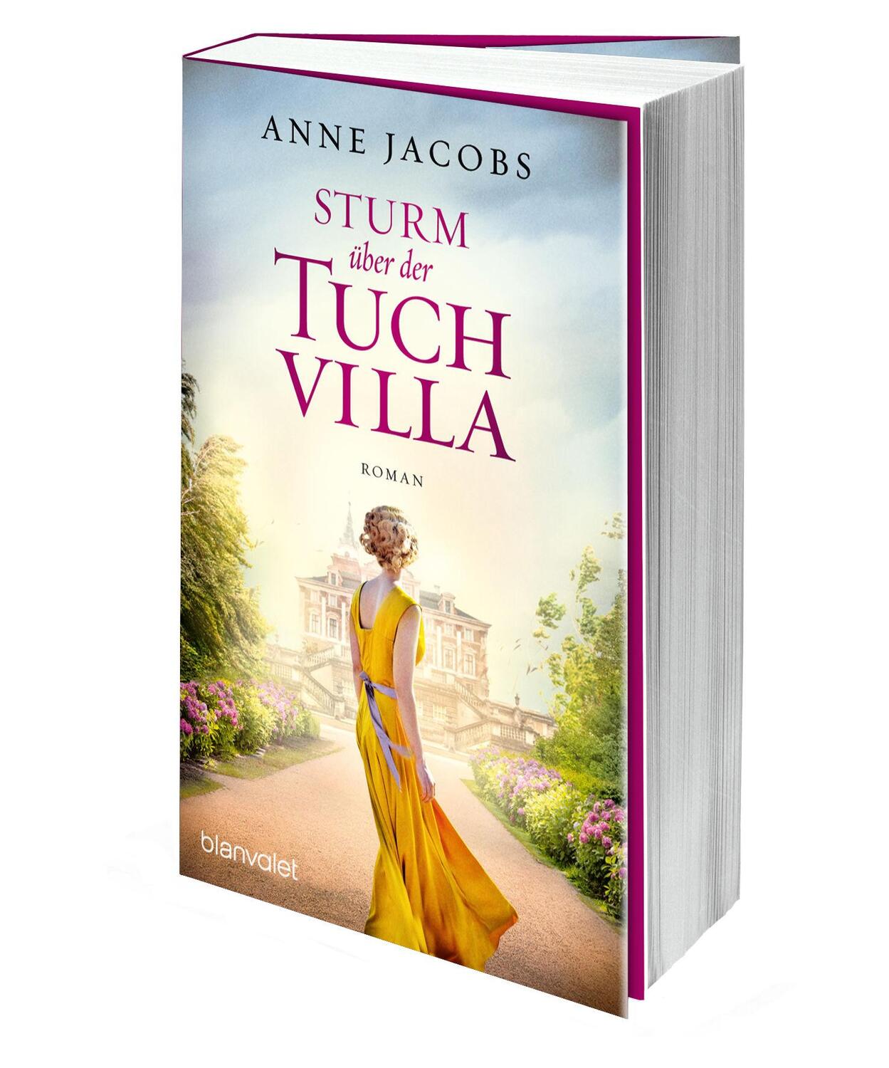 Bild: 9783734107733 | Sturm über der Tuchvilla | Roman | Anne Jacobs | Taschenbuch | 688 S.