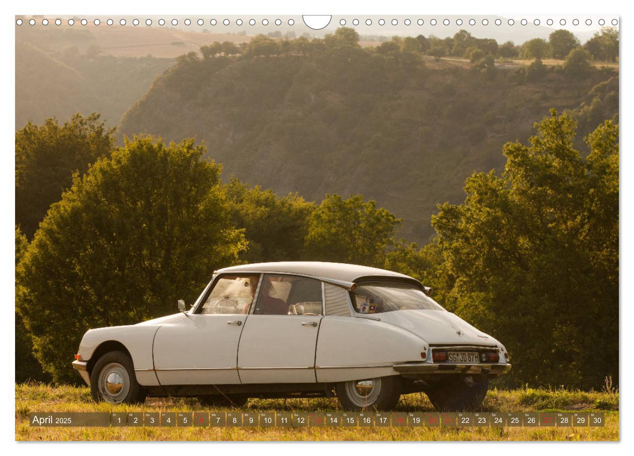 Bild: 9783435193202 | Citroën DS Göttin im Mittelrheintal (Wandkalender 2025 DIN A3...