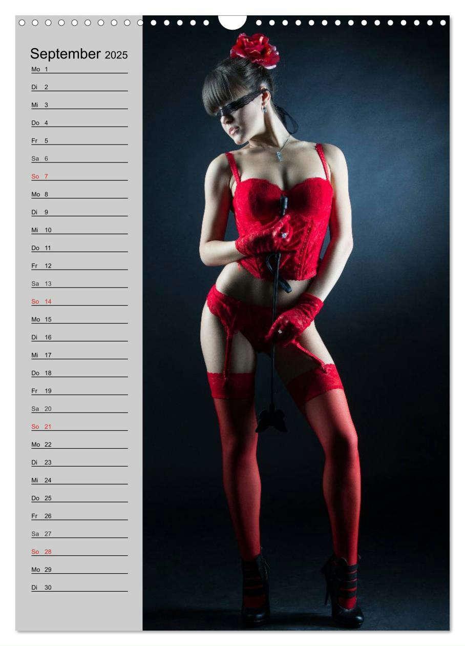 Bild: 9783457021521 | Erotik. Dessous-Träume (Wandkalender 2025 DIN A3 hoch), CALVENDO...