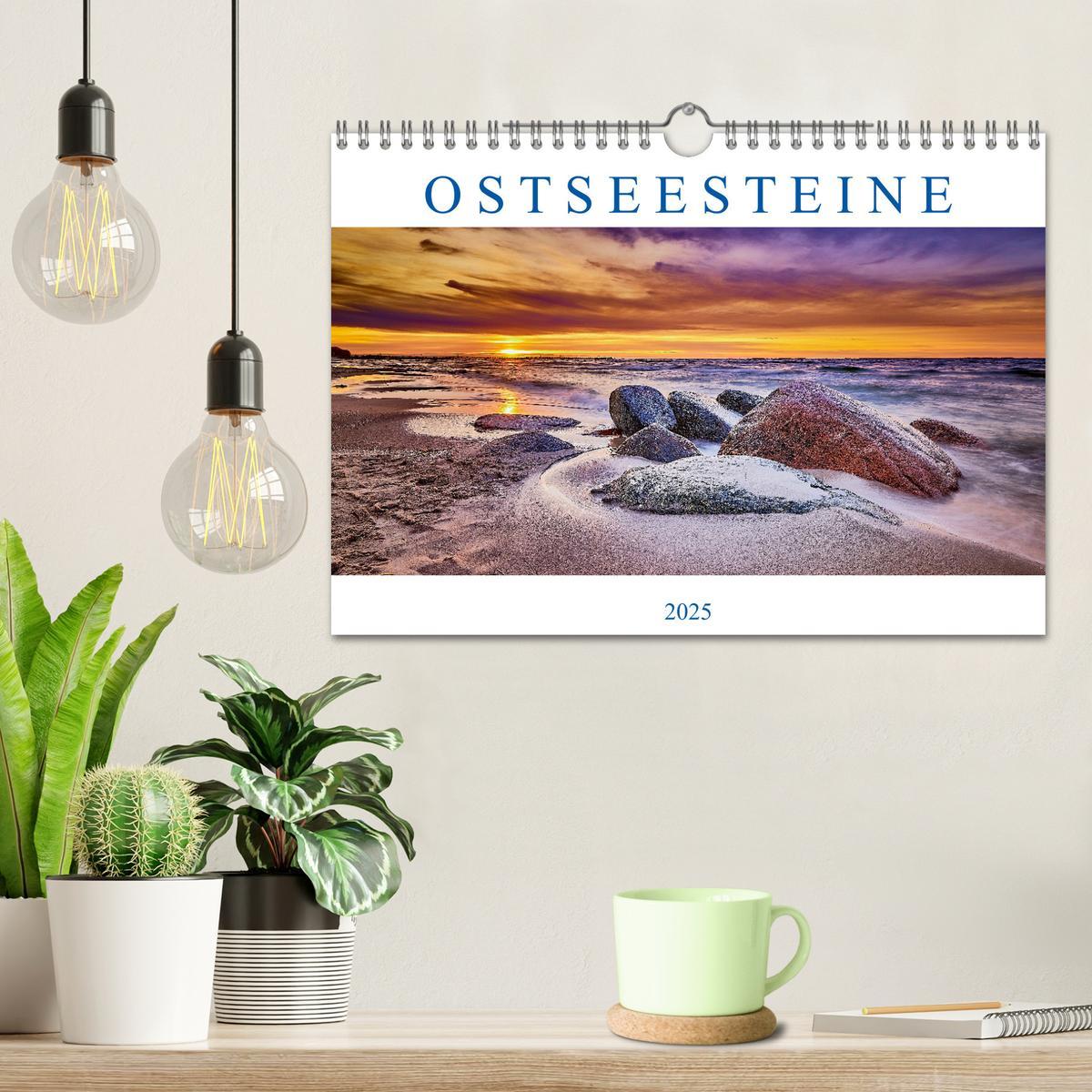 Bild: 9783435057344 | Ostseesteine (Wandkalender 2025 DIN A4 quer), CALVENDO Monatskalender