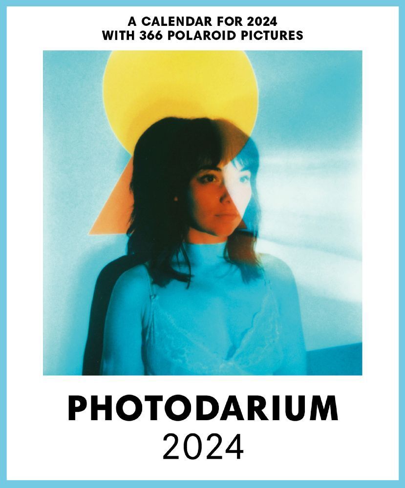 Cover: 9783949070327 | PHOTODARIUM 2024 | Every Day a Polaroid. | Lars Harmsen (u. a.) | 2024