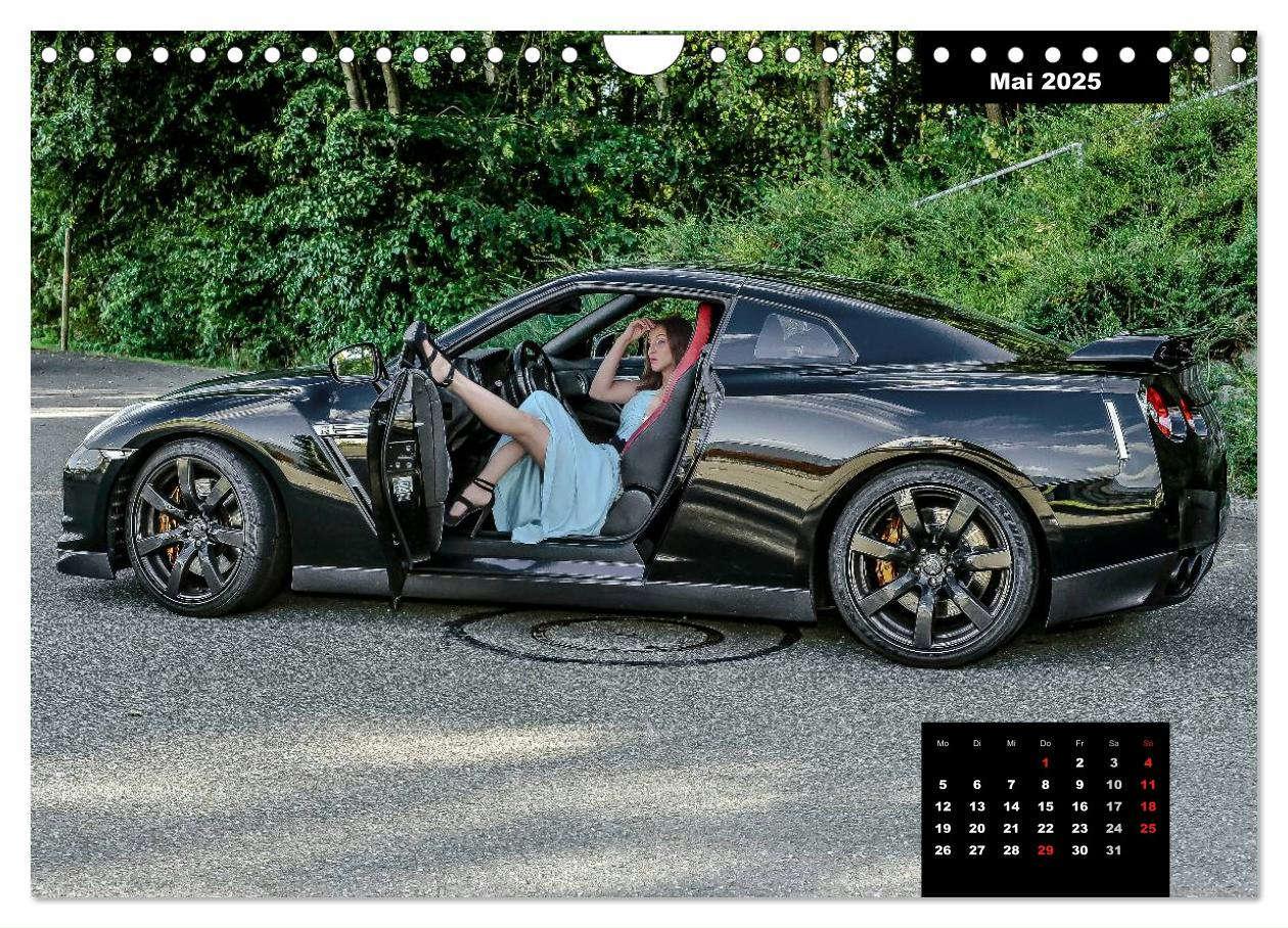 Bild: 9783435638581 | Kurven - Fieber - Modelle und Autos (Wandkalender 2025 DIN A4...