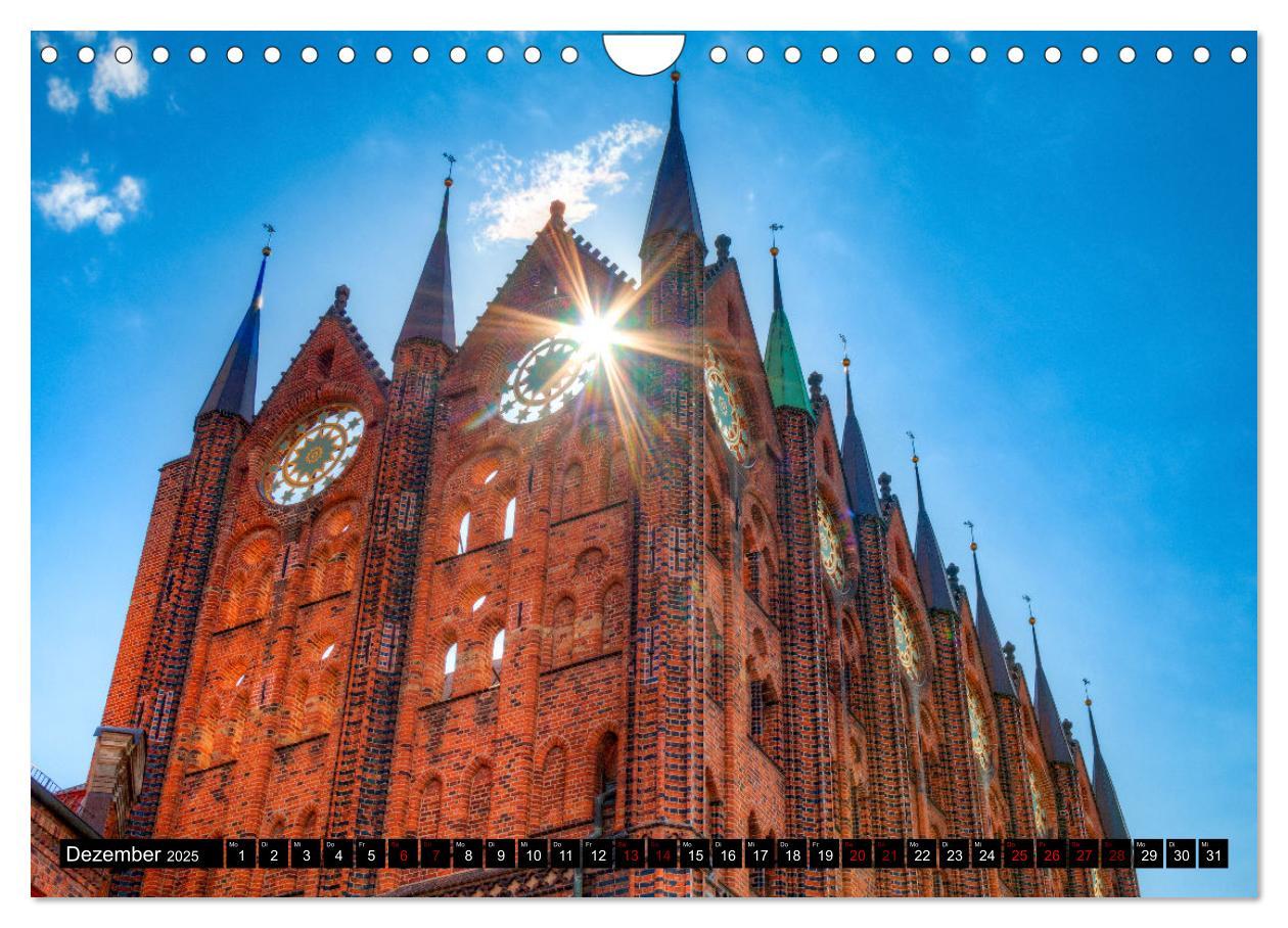 Bild: 9783435011216 | Stralsund, Eine Perle an der Ostsee (Wandkalender 2025 DIN A4...