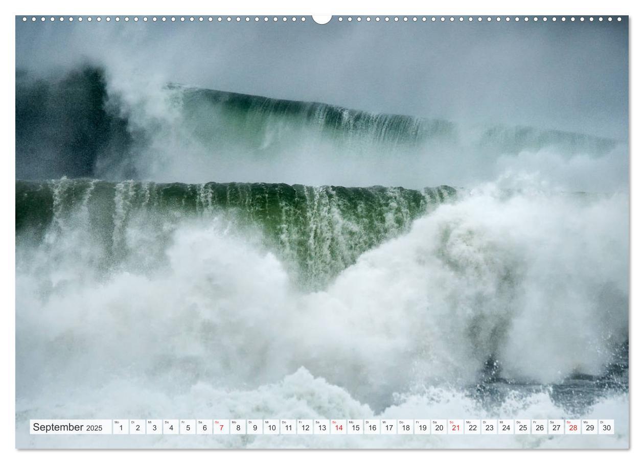 Bild: 9783435157631 | WASSERBERGE - Die Riesenwellen von Nazaré (Wandkalender 2025 DIN A2...