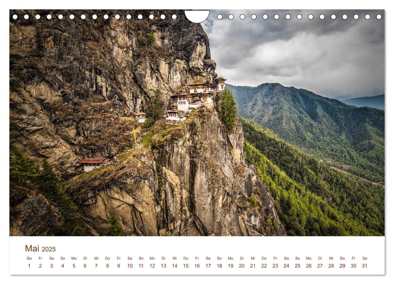 Bild: 9783435297818 | Mystisches Bhutan (Wandkalender 2025 DIN A4 quer), CALVENDO...