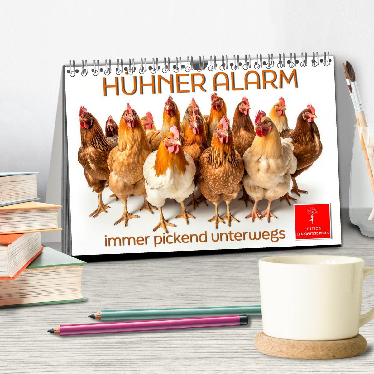 Bild: 9783383768064 | Hühner Alarm (Tischkalender 2025 DIN A5 quer), CALVENDO Monatskalender