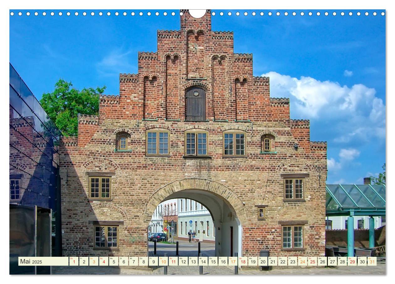 Bild: 9783435335565 | Bezauberndes Flensburg (Wandkalender 2025 DIN A3 quer), CALVENDO...