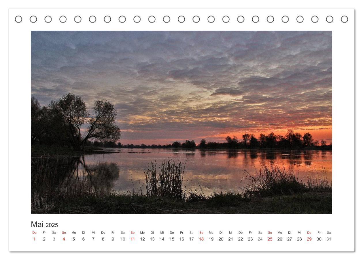 Bild: 9783435759101 | Lichtzauber 2025 (Tischkalender 2025 DIN A5 quer), CALVENDO...