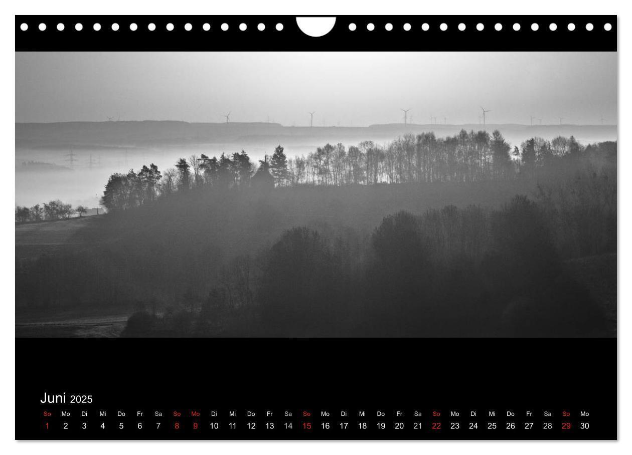 Bild: 9783435795406 | NEBEL (Wandkalender 2025 DIN A4 quer), CALVENDO Monatskalender | 2025