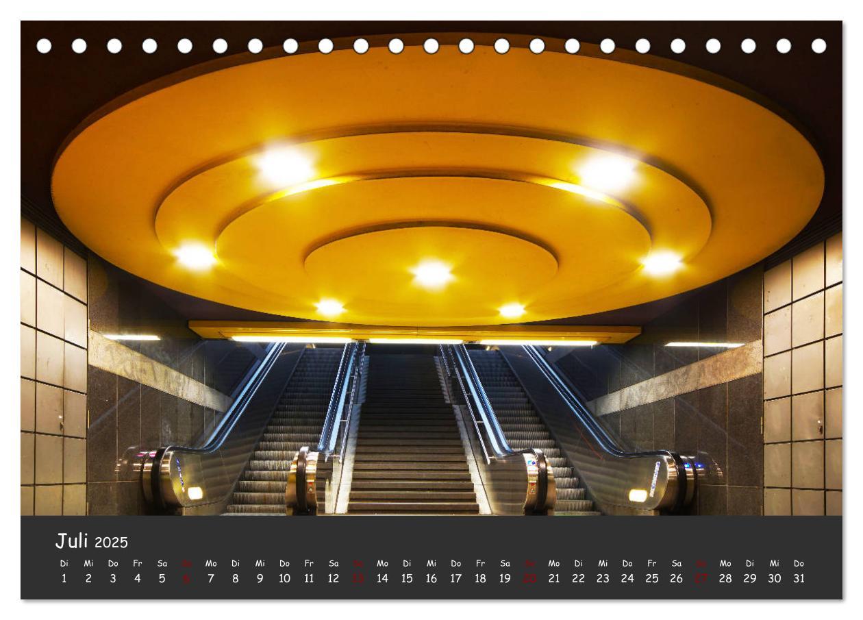 Bild: 9783435316694 | U-Bahn-Stationen des Westens (Tischkalender 2025 DIN A5 quer),...