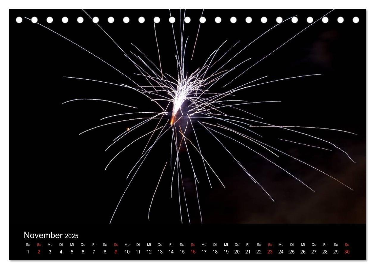 Bild: 9783435787432 | Feuerwerk (Tischkalender 2025 DIN A5 quer), CALVENDO Monatskalender