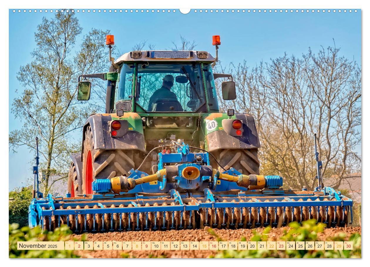 Bild: 9783435299027 | Traktoren - Giganten in der Landwirtschaft (Wandkalender 2025 DIN...