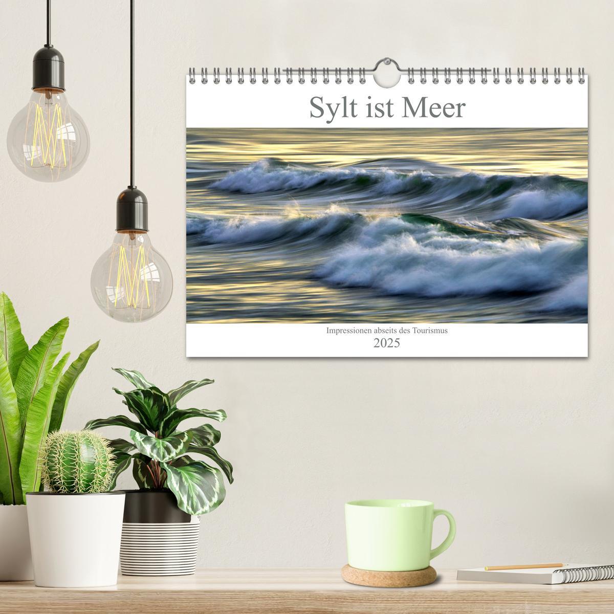 Bild: 9783435168224 | Sylt ist Meer (Wandkalender 2025 DIN A4 quer), CALVENDO Monatskalender