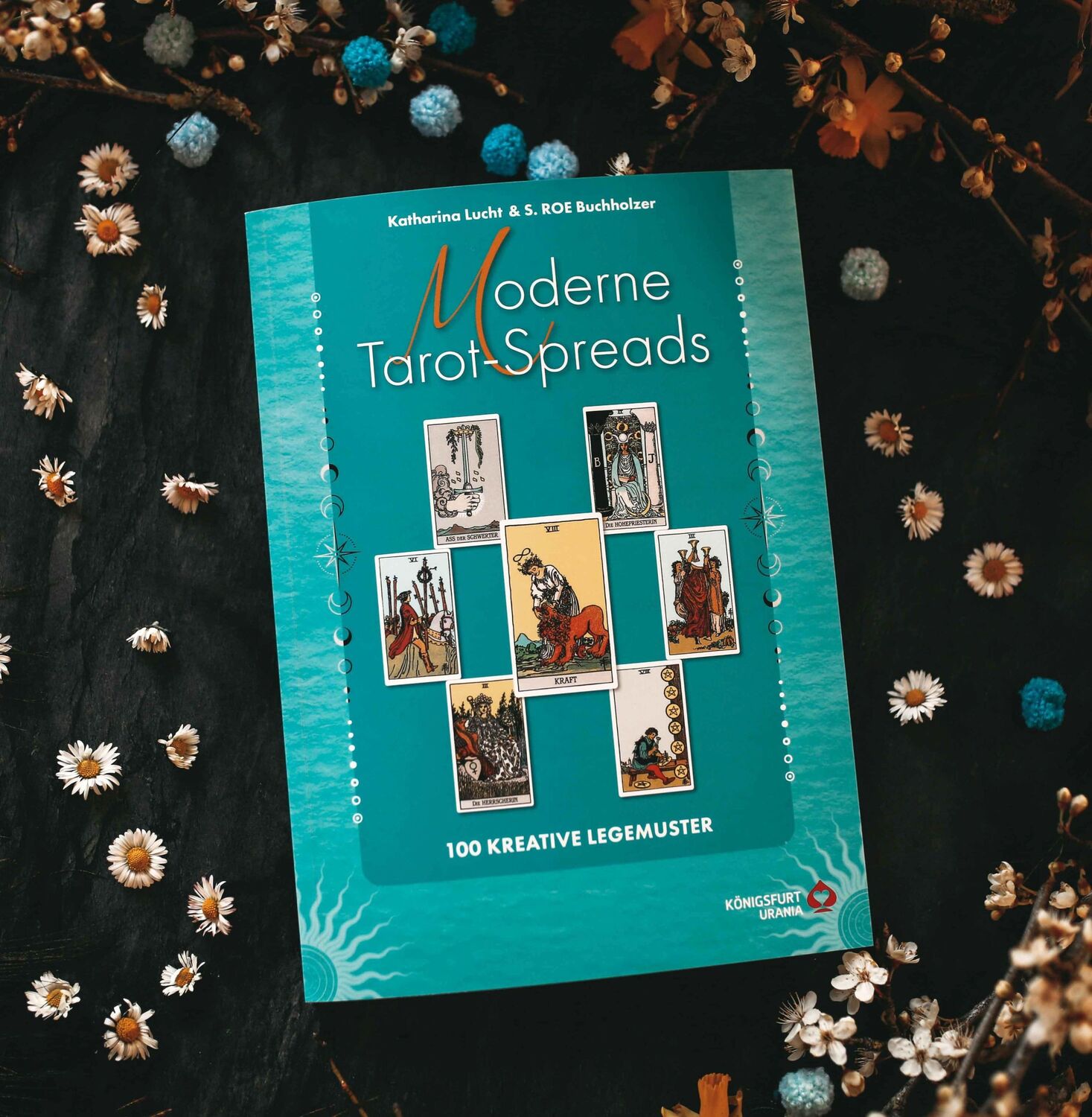 Bild: 9783868265682 | Moderne Tarot-Spreads | 100 kreative Legemuster | Lucht (u. a.) | Buch