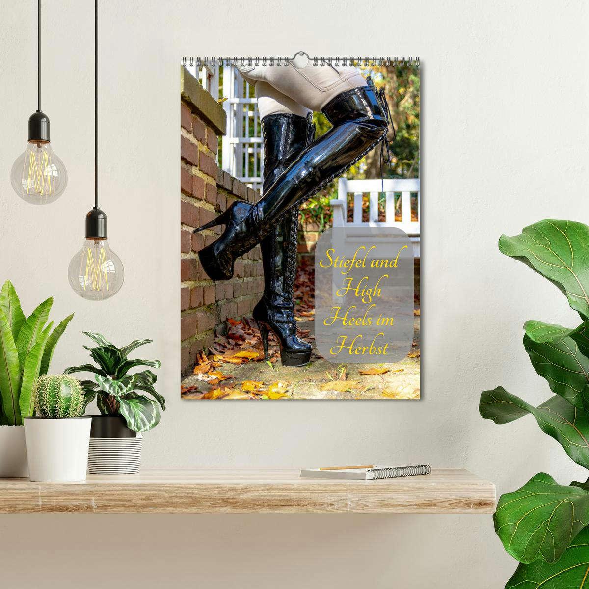 Bild: 9783435970957 | Stiefel und High Heels im Herbst (Wandkalender 2025 DIN A3 hoch),...