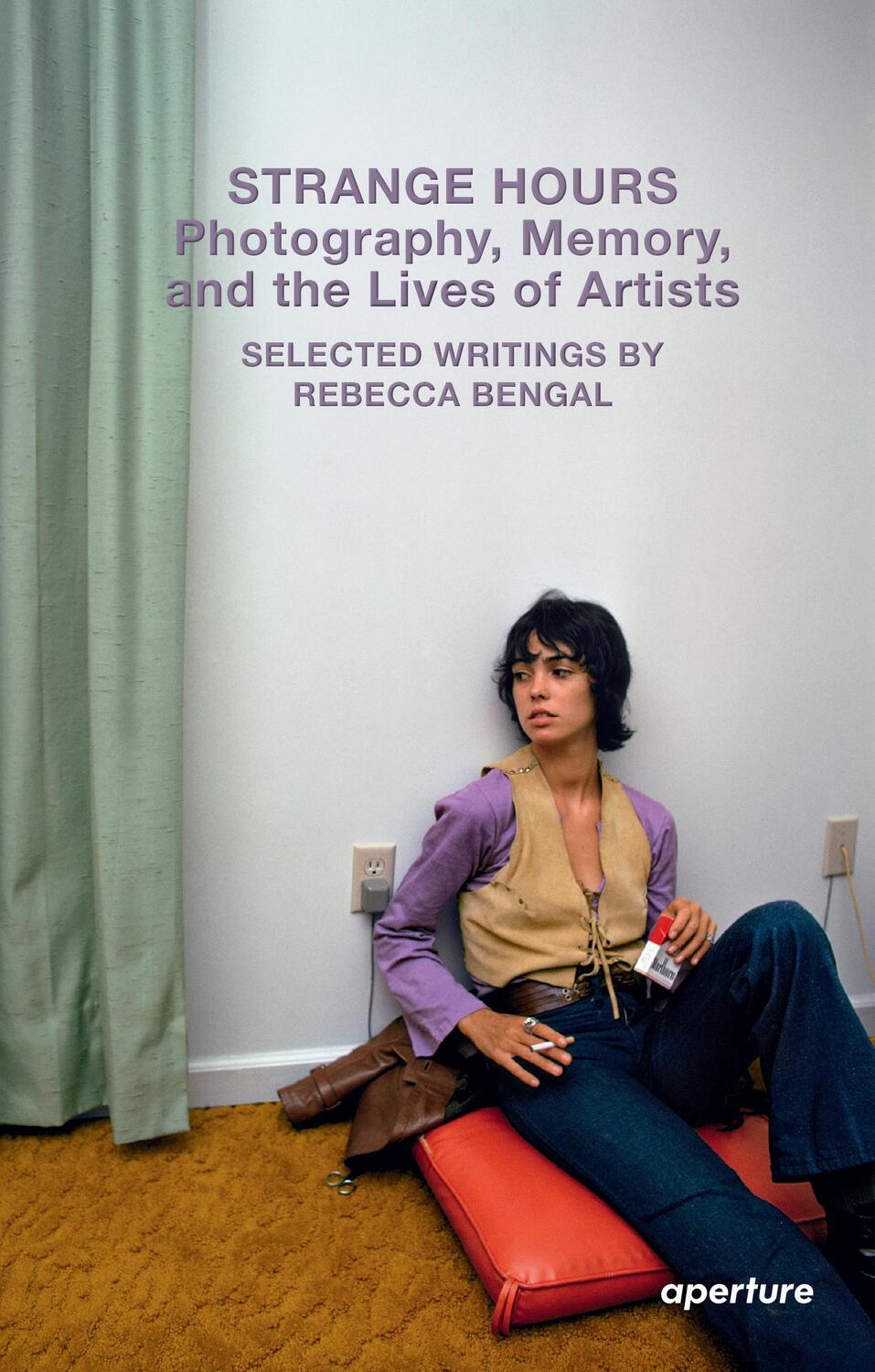 Cover: 9781597115544 | Strange Hours: Photography, Memory, and the Lives of Artists | Bengal