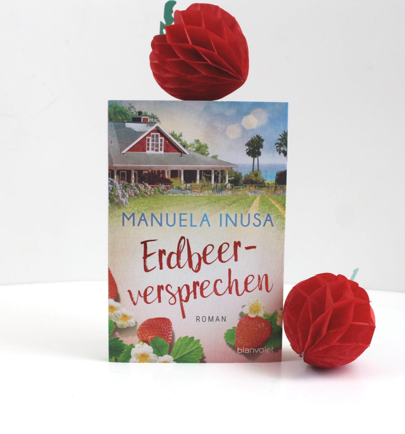 Bild: 9783734109768 | Erdbeerversprechen | Roman | Manuela Inusa | Taschenbuch | 416 S.