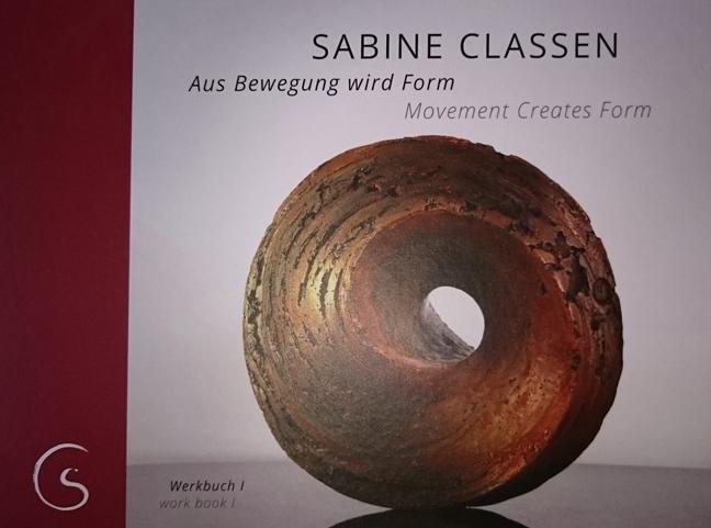 Cover: 9783881908092 | Aus Bewegung wird Form/Movement Creates Form | Sabine Classen | Buch