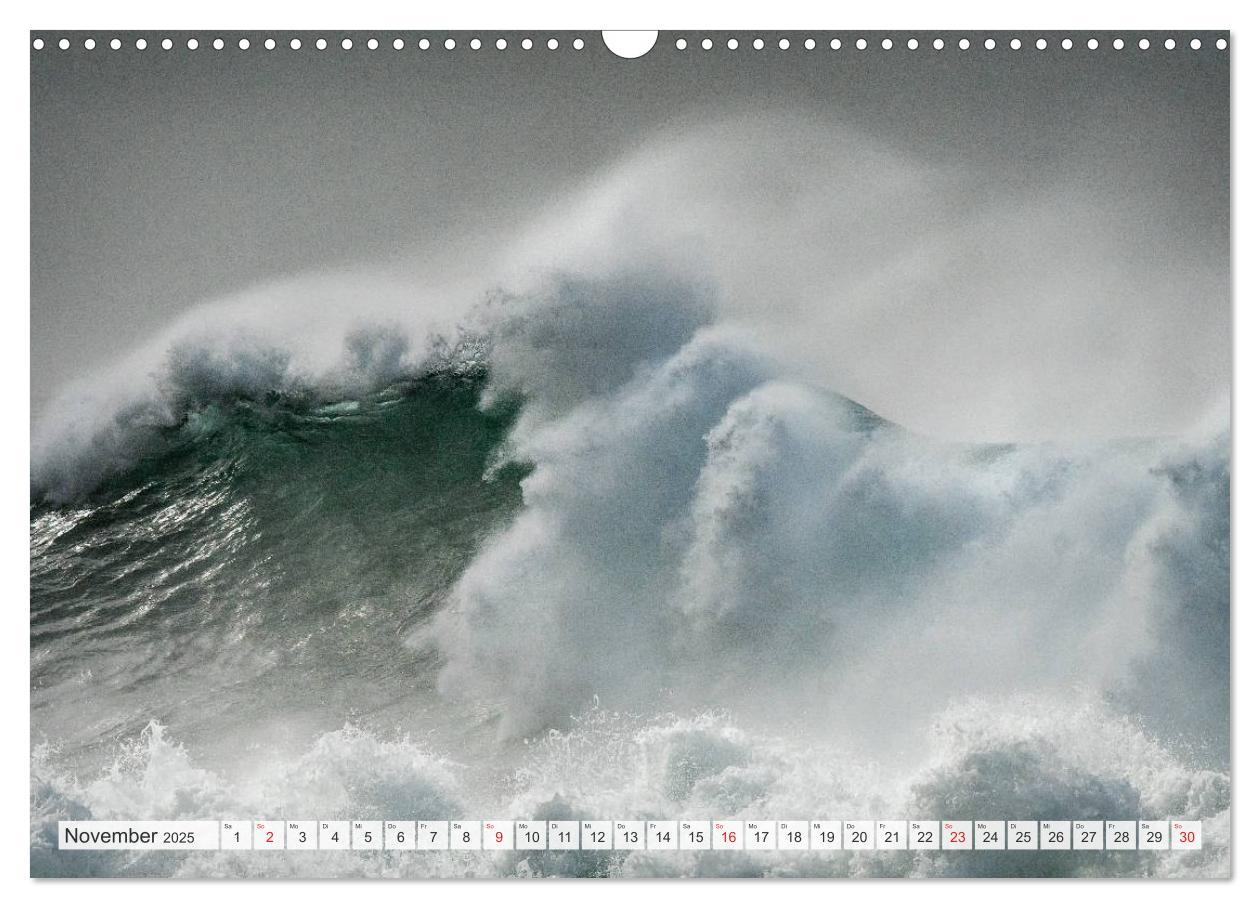 Bild: 9783435158188 | WASSERBERGE - Die Riesenwellen von Nazaré (Wandkalender 2025 DIN A3...