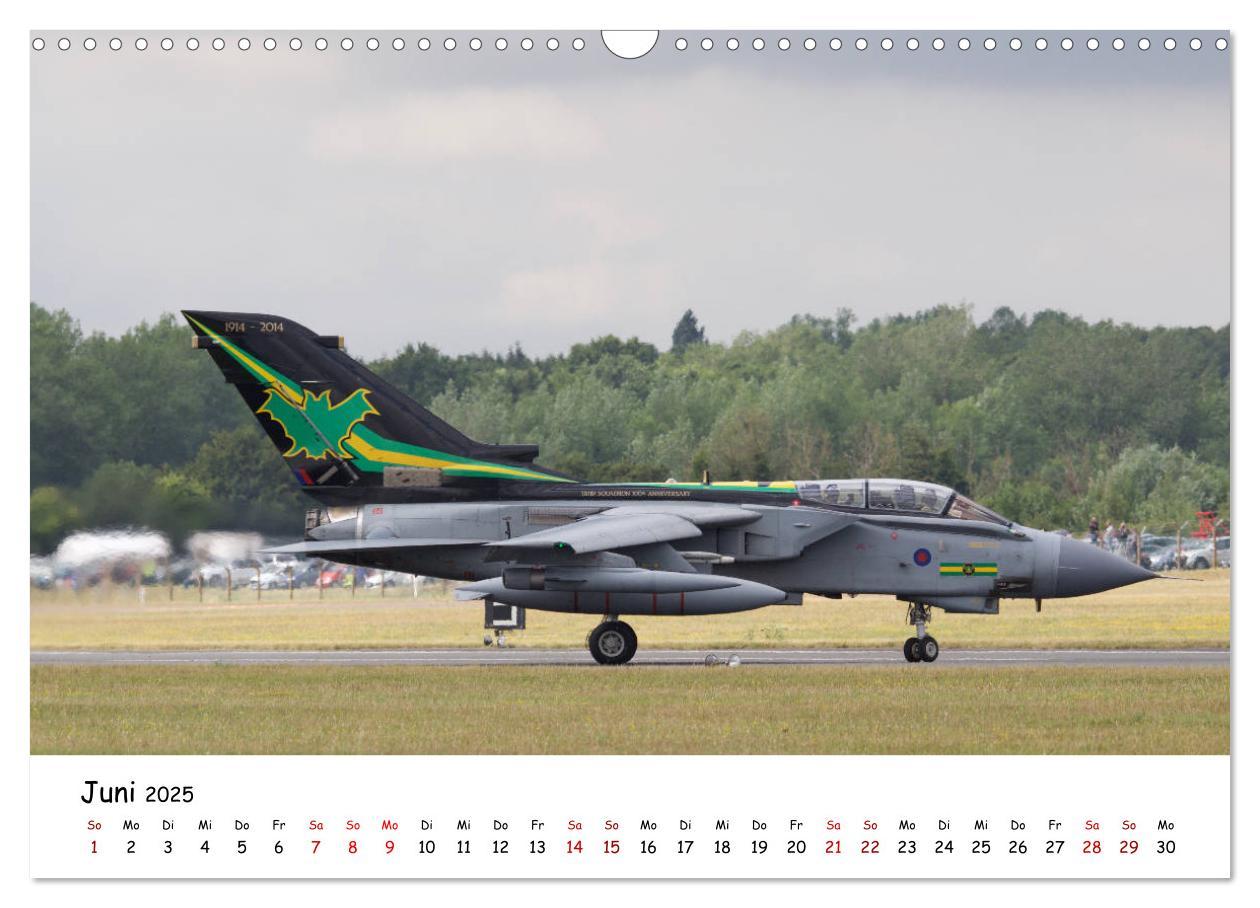 Bild: 9783435349302 | Militärjets Panavia Tornado (Wandkalender 2025 DIN A3 quer),...