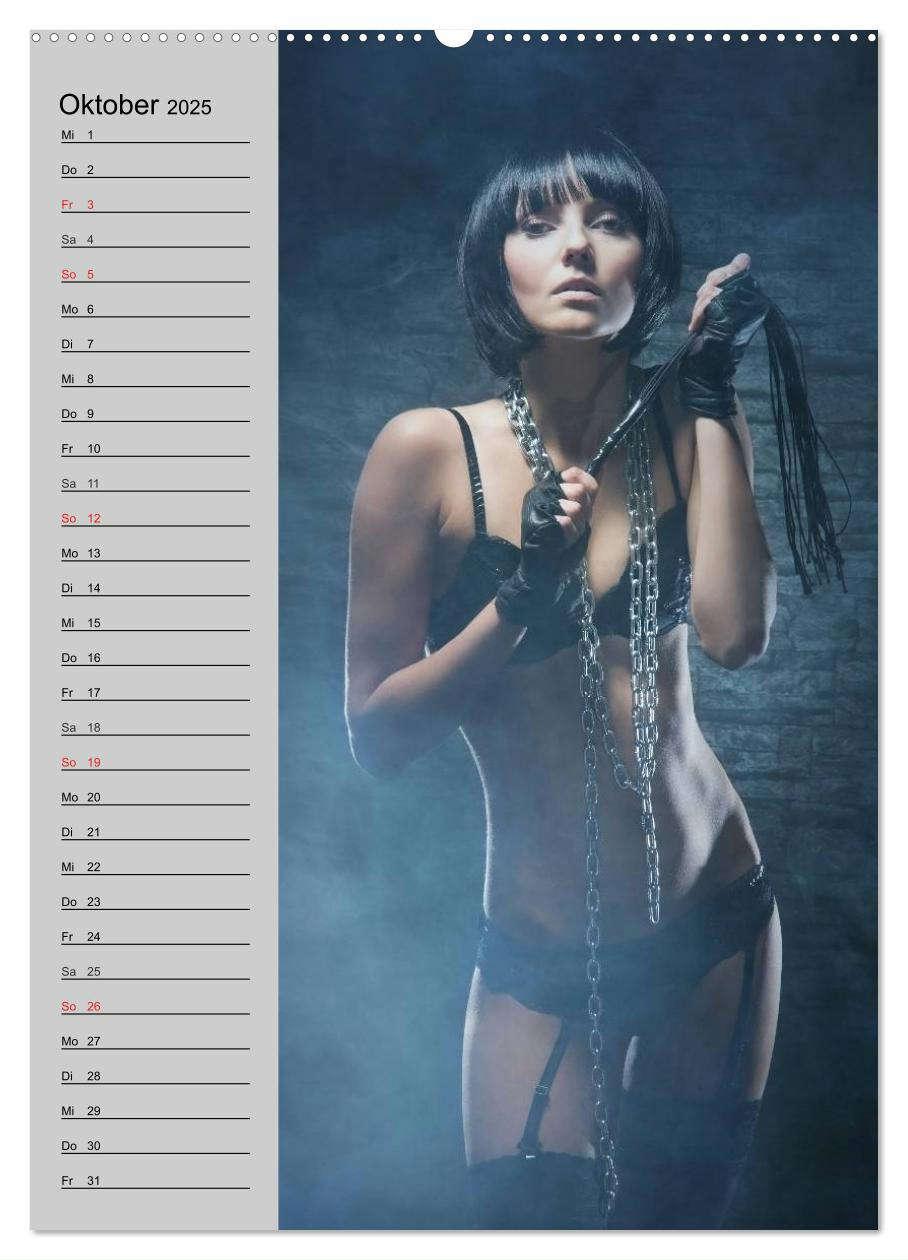 Bild: 9783457021118 | Erotik. Dessous-Träume (Wandkalender 2025 DIN A2 hoch), CALVENDO...