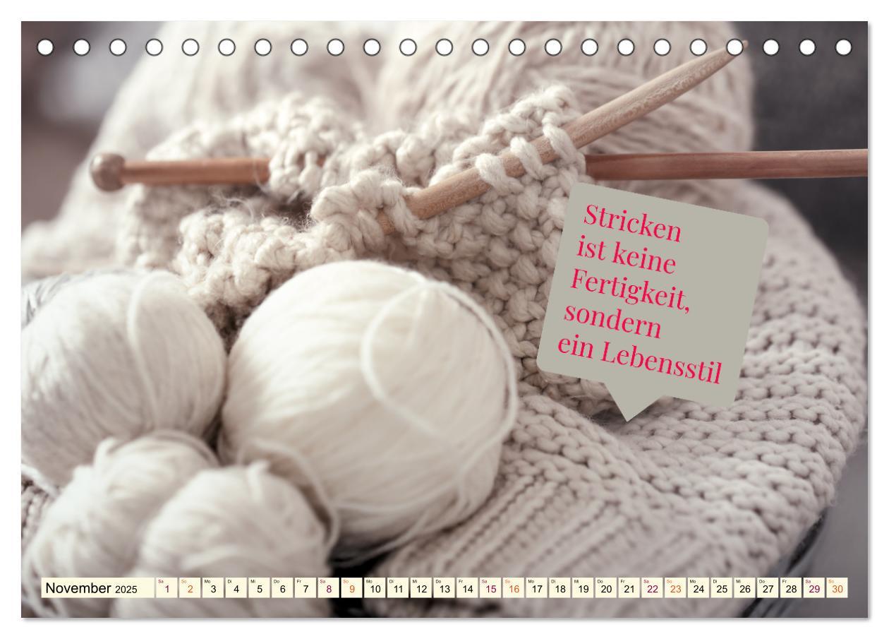 Bild: 9783383932465 | WOLLE Stricken ist eine Passion (Tischkalender 2025 DIN A5 quer),...