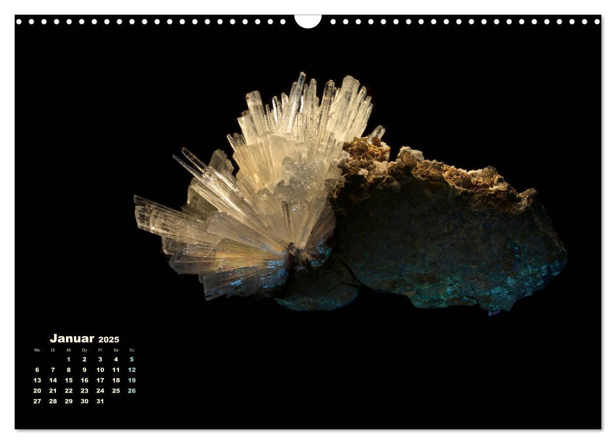 Bild: 9783435393572 | MINERALIEN designed by nature (Wandkalender 2025 DIN A3 quer),...