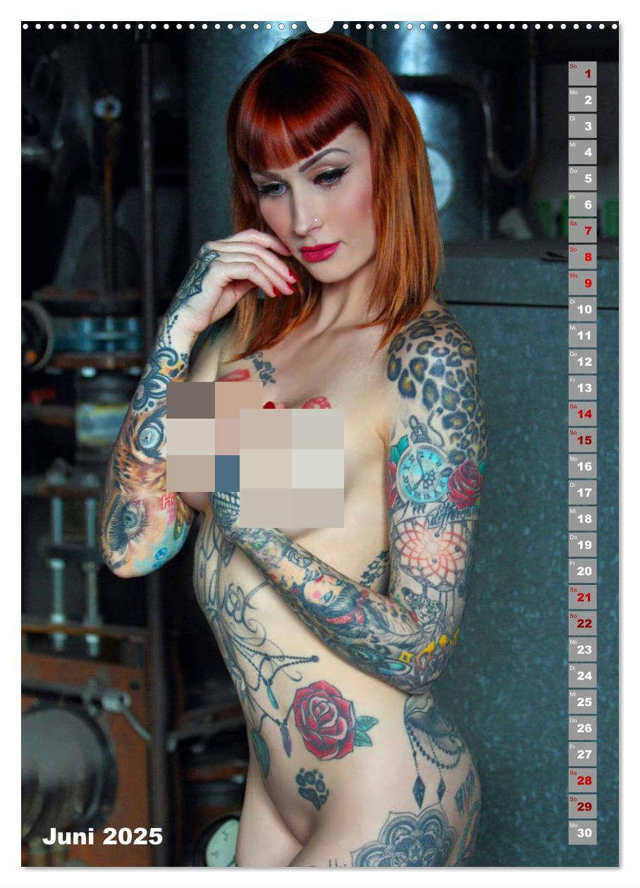 Bild: 9783457144251 | Beauty Tattoo Girls (hochwertiger Premium Wandkalender 2025 DIN A2...