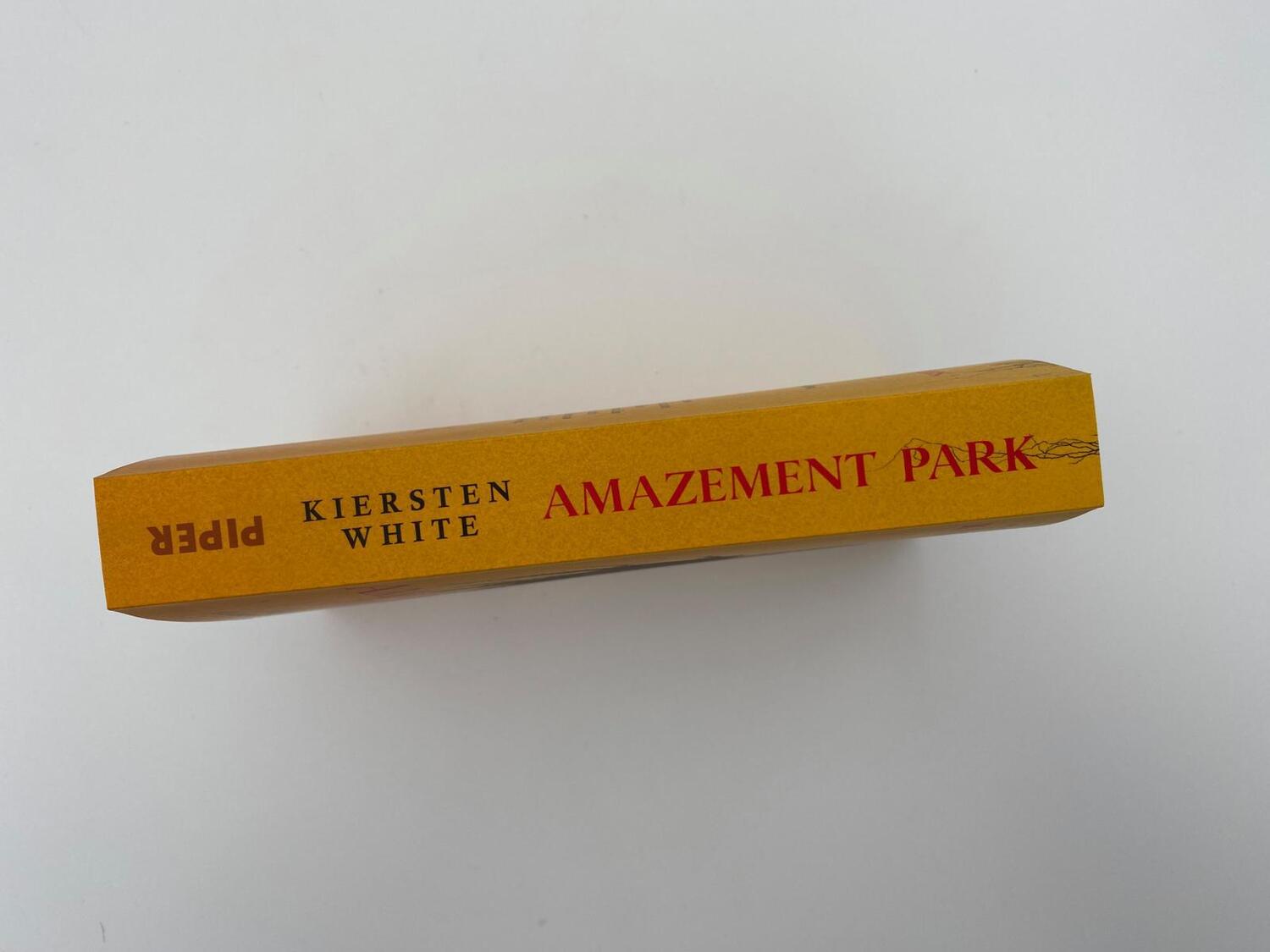 Bild: 9783492706391 | Amazement Park | Kiersten White | Taschenbuch | 336 S. | Deutsch